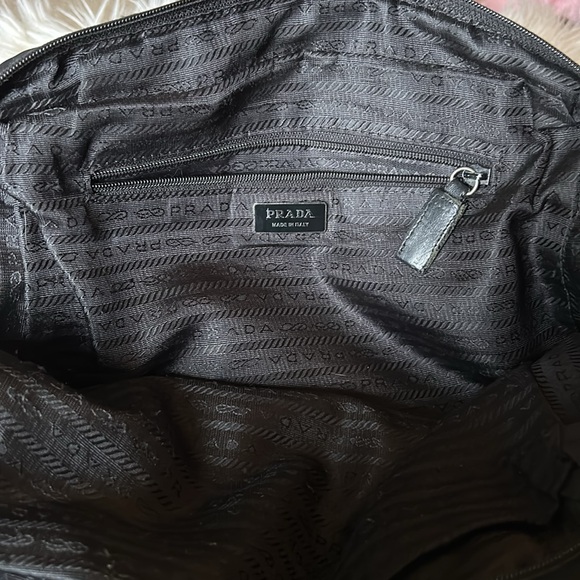 Prada (Authentic) - Picture 3 of 14